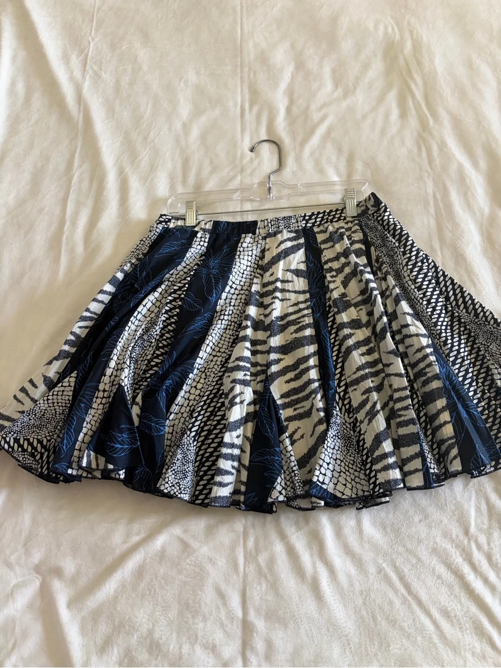 Banana Republic Factory Black, White & Blue Mixed-Print Skater Skirt